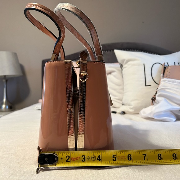 COPY - Kate Spade purse - Picture 8 of 9